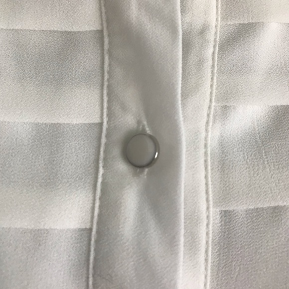 B_Envied white pleated bust tank with cuffed sleeves. NWT - Picture 5 of 10